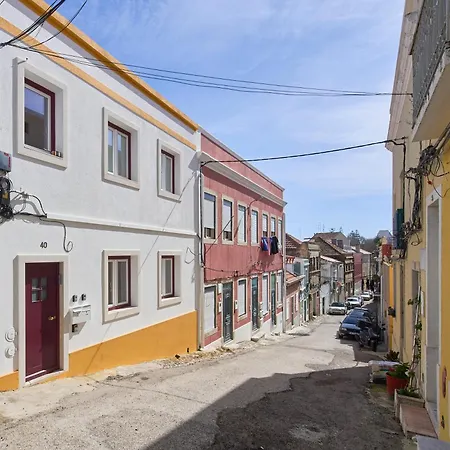 & Charm With Ac, By Timecooler 아파트 세투발