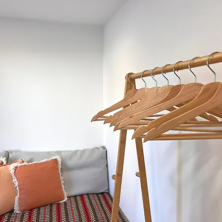 Apartment & Charm With Ac, By Timecooler *