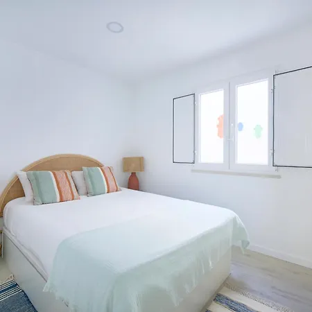 & Charm With Ac, By Timecooler * 塞图巴尔